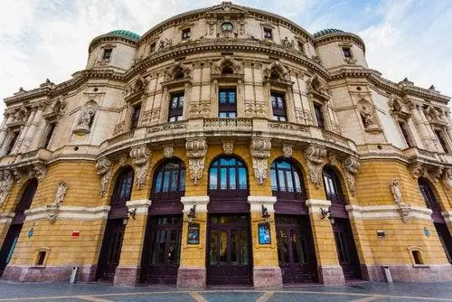 Театр Арриага в Бильбао