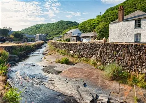 Порт Боскасл, очень очаровательное место