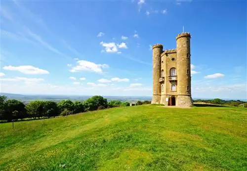 Бродвейская башня: красивое место для посещения