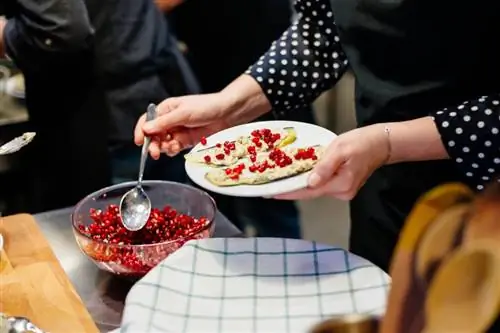 Бадриджани - одно из самых популярных грузинских блюд.