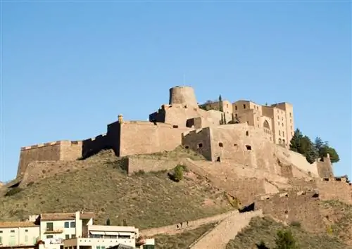 Parador Cardona - один из лучших отелей-замков Испании.
