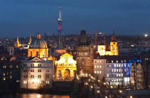 Район Жижков - одна из достопримечательностей ночной Праги.