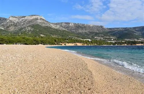 Брач - один из самых посещаемых островов Адриатики.