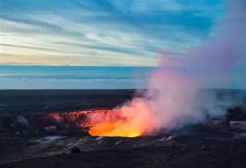 10 самых невероятных вулканов в мире 10 самых невероятных вулканов в мире