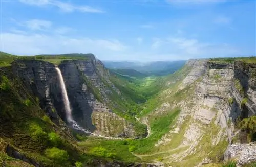 7 лучших водопадов Испании