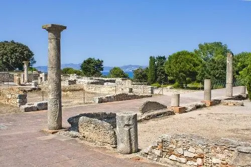 Сан-Мартин-де-Ампуриас: воспоминания об истории