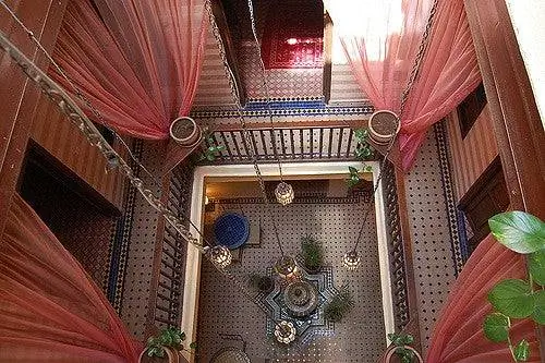 Риад в Эс-Сувейре