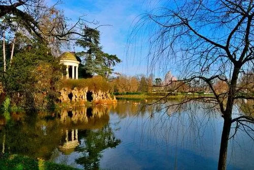 Открываем самые потаенные уголки Парижа