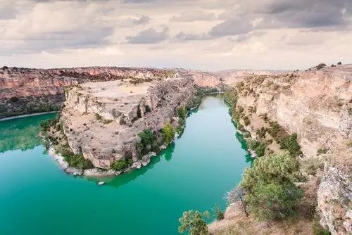Лас-Осес-дель-Рио-Дуратон, захватывающий пейзаж в Сеговии