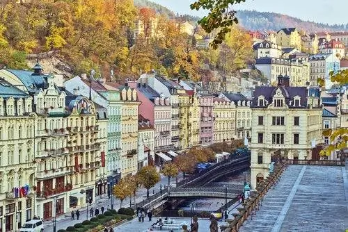 Карловы Вары - крупнейший морской курорт Чехии.