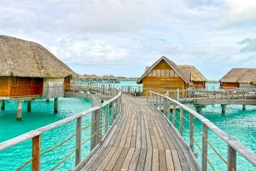 Бора Бора Отель