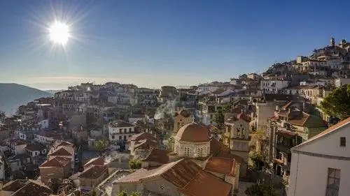 Арахова в Греции