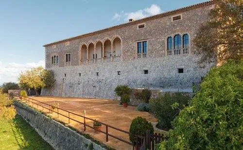 Музей Сон Марройга в Дейе