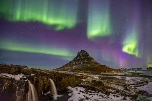 Северное сияние в Исландии