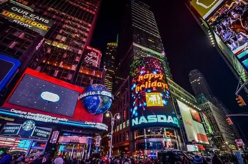 Таймс-сквер в Нью-Йорке