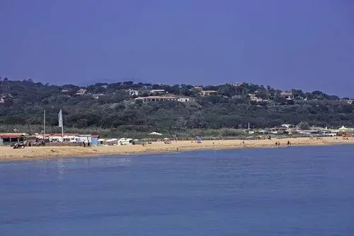 Пляж Пампелоне на Лазурном Берегу