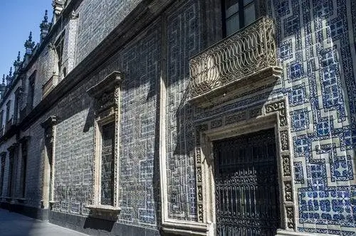 Дом плитки в Мехико