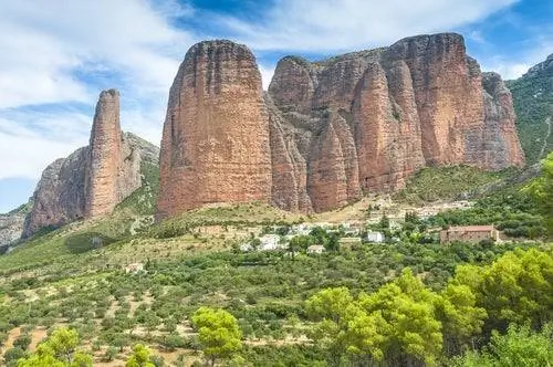 Маллос де Риглос, удивительные испанские пейзажи
