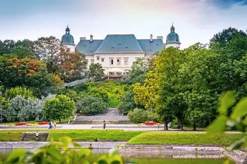 Уяздовский парк в Варшаве. Уяздовский парк в Варшаве.