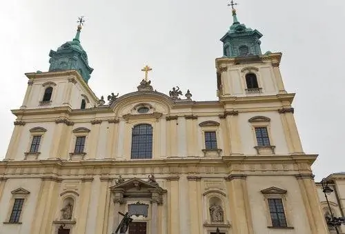 Церковь Святого Креста в Варшаве Церковь Святого Креста в Варшаве