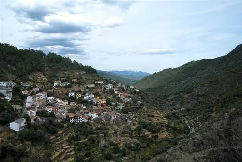 Мы посещаем регион Лас-Урдес, землю без хлеба