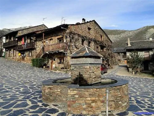 Вальверде де лос Арройос в Гвадалахаре.