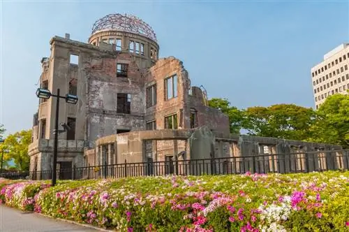 Мемориал мира, один из уголков Японии, который обязательно нужно увидеть.