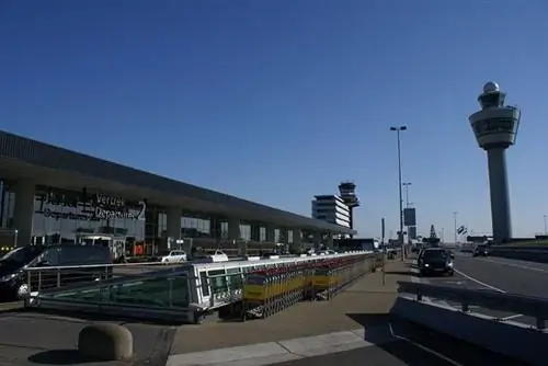 Терминал вылета аэропорта Амстердама