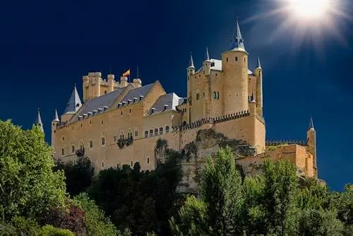 Алькасар Сеговии