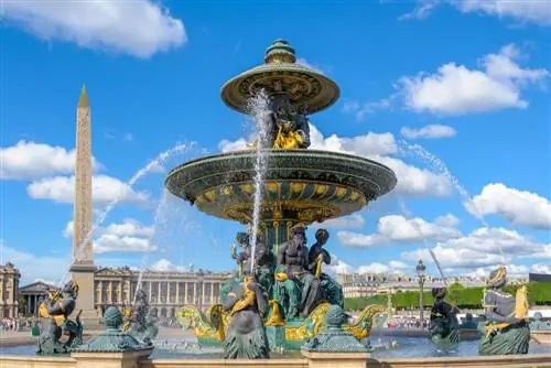 Площадь Согласия в Париже