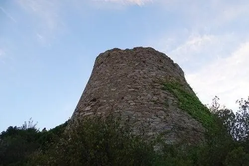 Замок Бегур