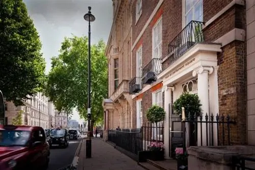 Ру на Парламентской площади