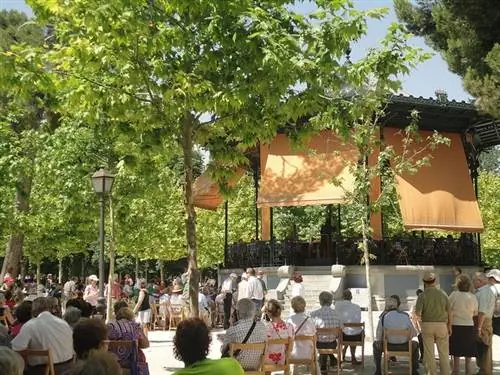 Храм музыки в Эль-Ретиро в Мадриде