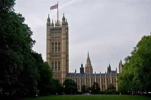 Башня Виктории в лондонском парламенте
