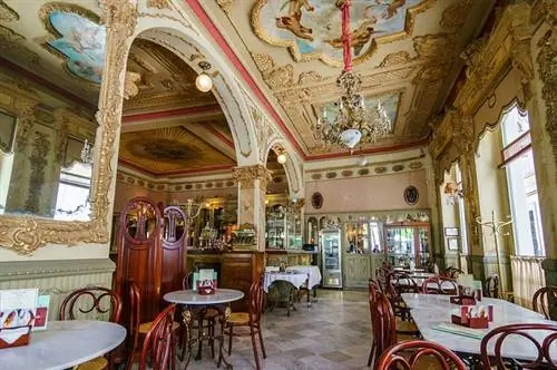 Кафе Royal в Кадисе