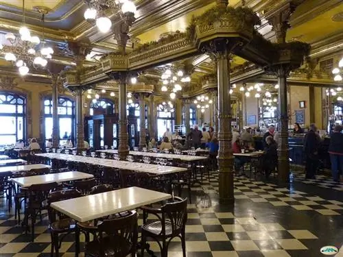 Кафе Iruña в Памплоне
