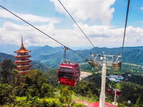 Удивительные канатные дороги: Genting Skyway