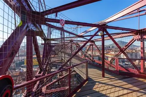 Пешеходная дорожка моста Бискайя