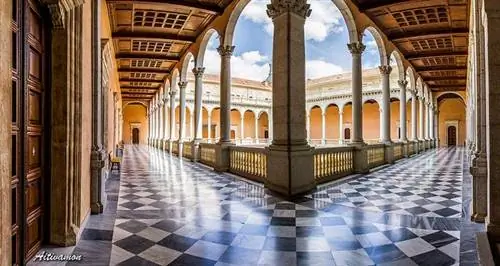 Патио Алькасара Толедо