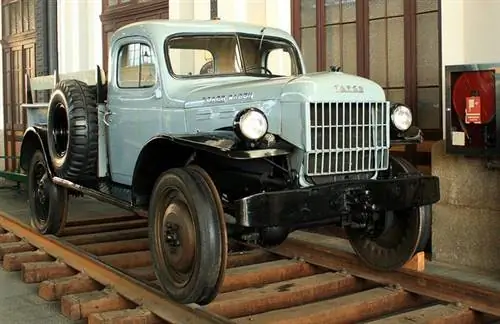 Дизельный автомобиль в Мадридском железнодорожном музее