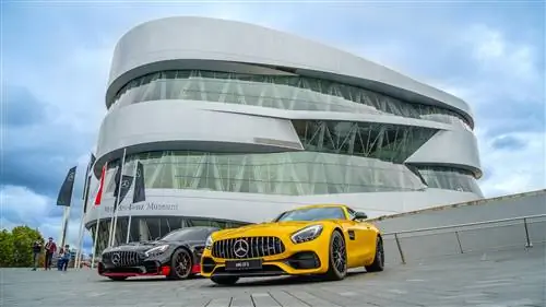 10 автомобильных музеев для автолюбителей