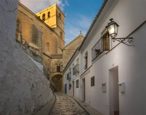 Улица Альхама в Гранаде