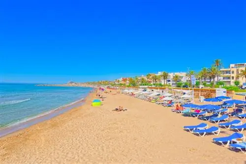 Пляж Сиджеса