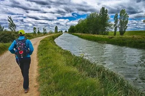 Паломник на пути Сантьяго