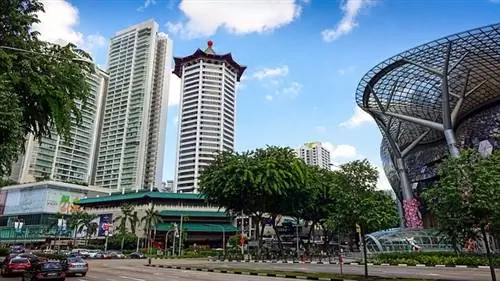 Орчард-роуд в Сингапуре