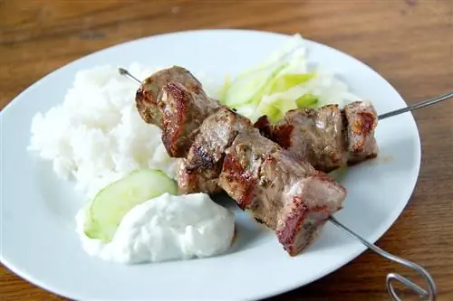 Сувлаки - одно из лучших блюд греческой кухни.
