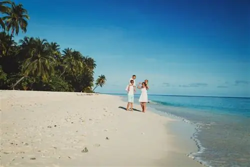 4 совета по поездке с детьми на пляж