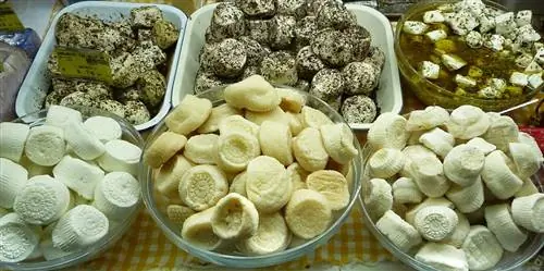 Типичный мальтийский гбейниет