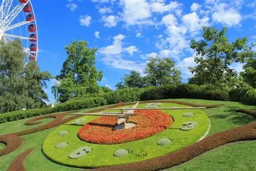 Часы на набережной Генераль-Гизан в Женеве.