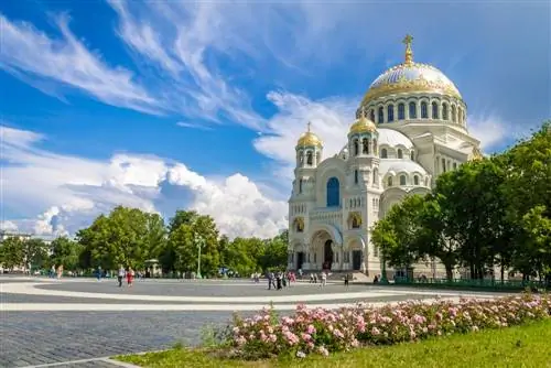 Кронштадтский собор в Санкт-Петербурге.